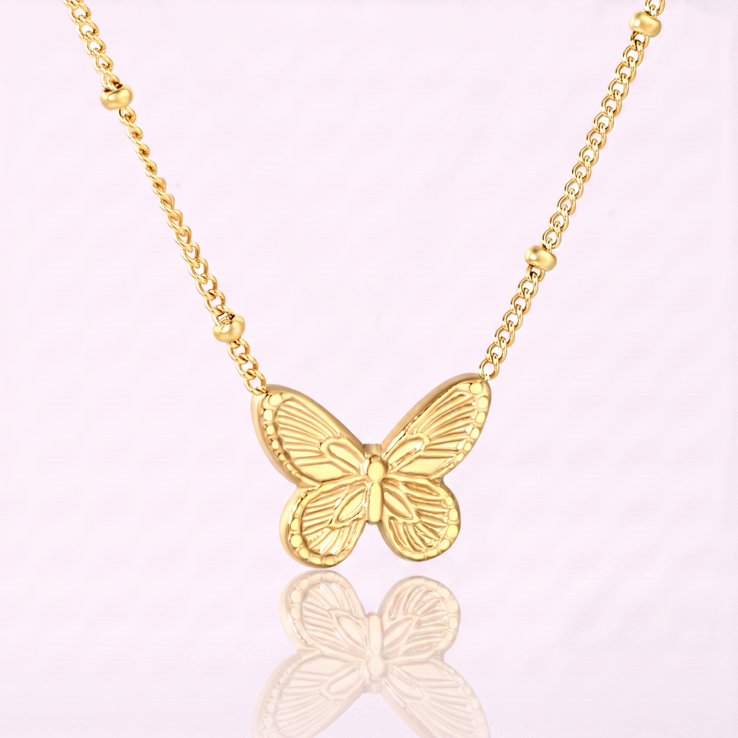 Alma Necklace