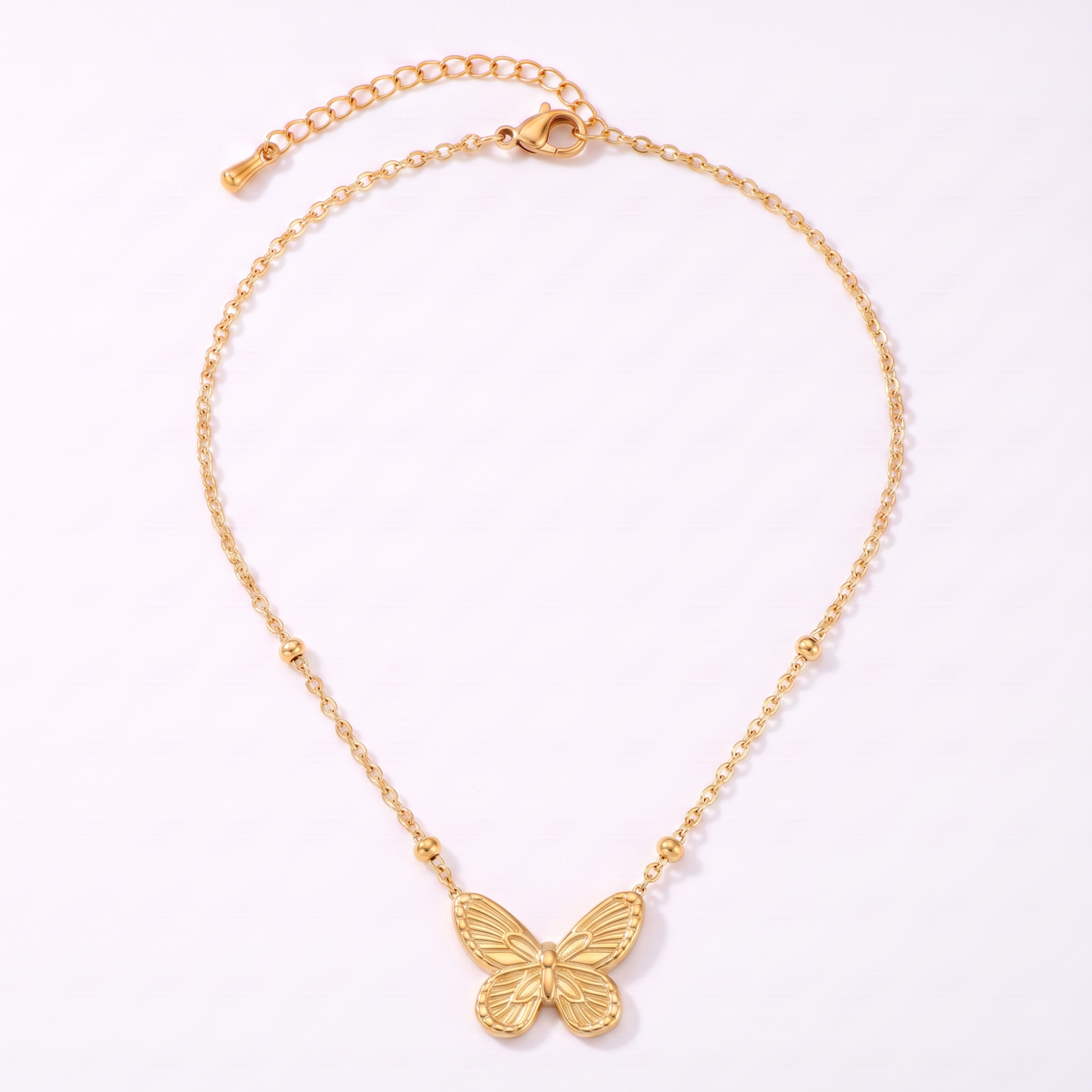 Alma Necklace
