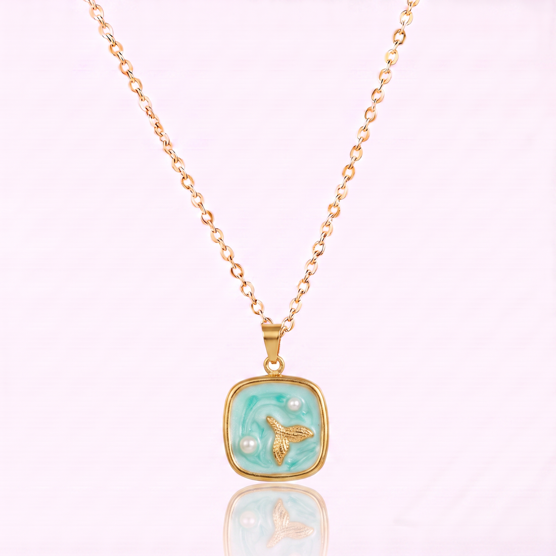 Concha Necklace