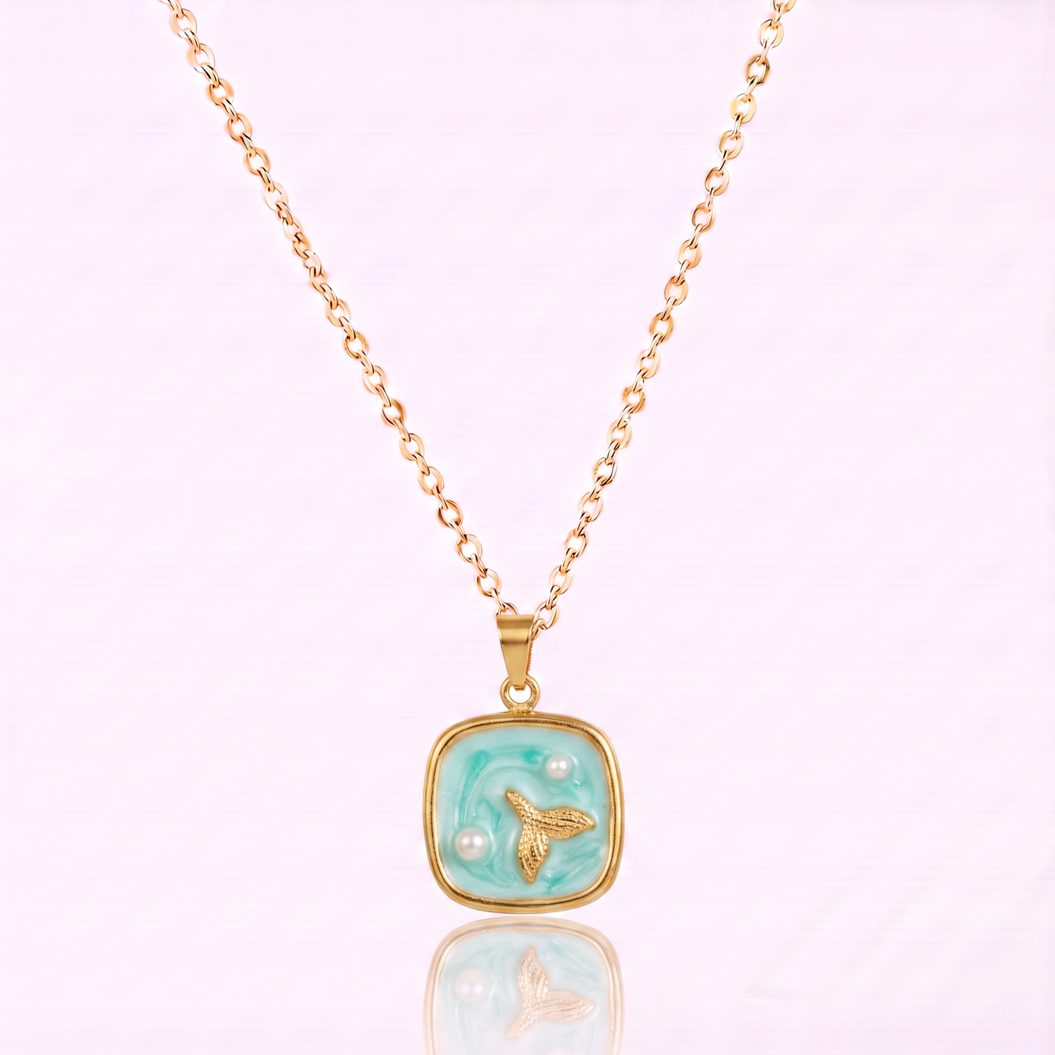 Concha Necklace