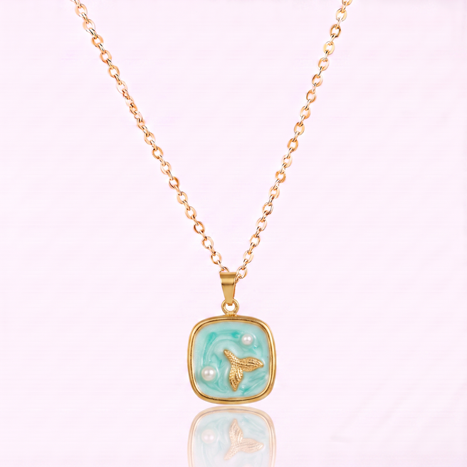 Concha Necklace