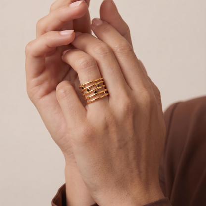 Caricia Ring Gold